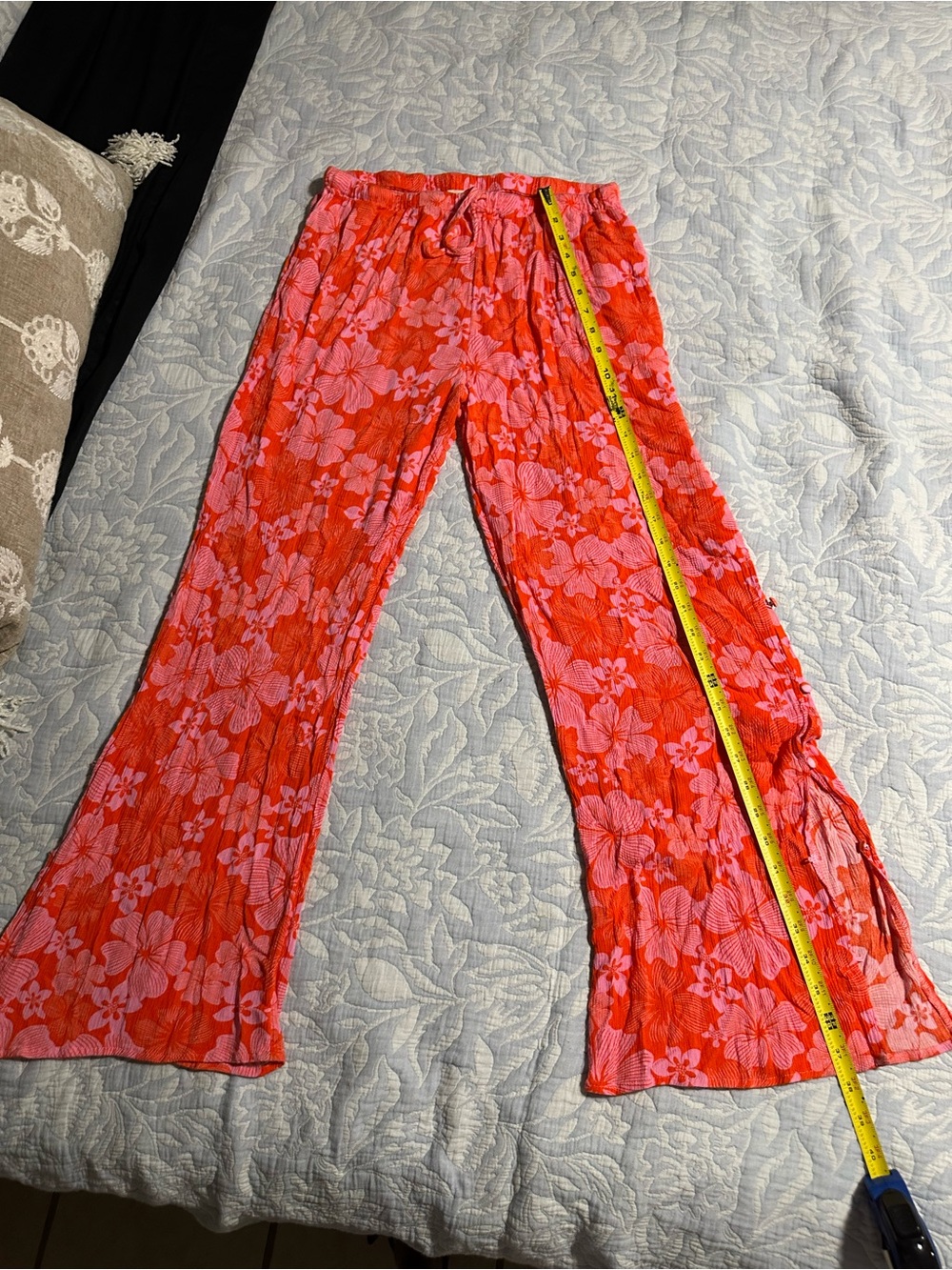Rip Curl Red & Pink Tropical Wide-Leg button up sides flowy Pants
